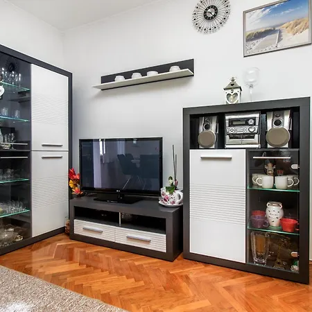 Damir Apartment