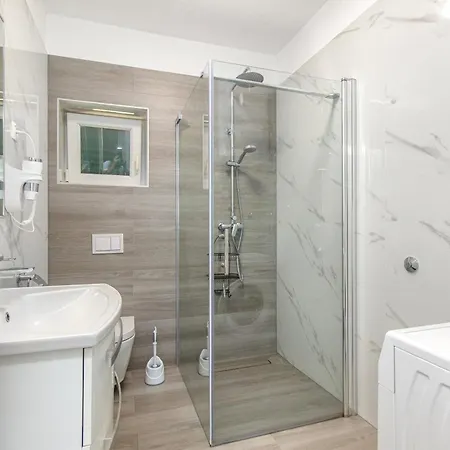 Apartment Damir Brodarica (Sibenik-Knin)