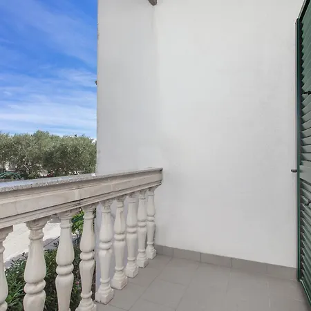 Apartment Damir *