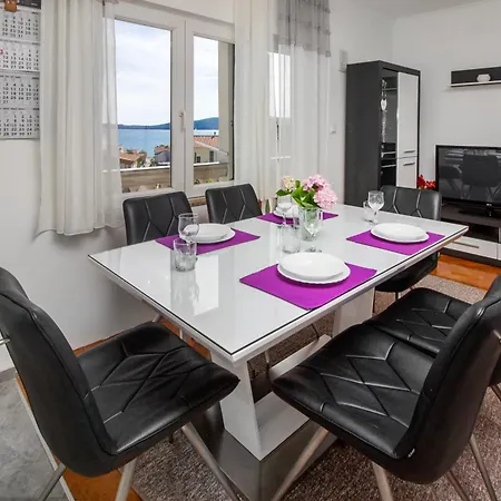 Damir Apartment