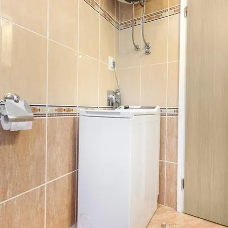 Apartment Damir *