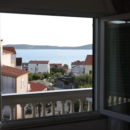 Apartment Damir Brodarica (Sibenik-Knin)